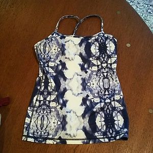 Lululemon exercise racerback size 6